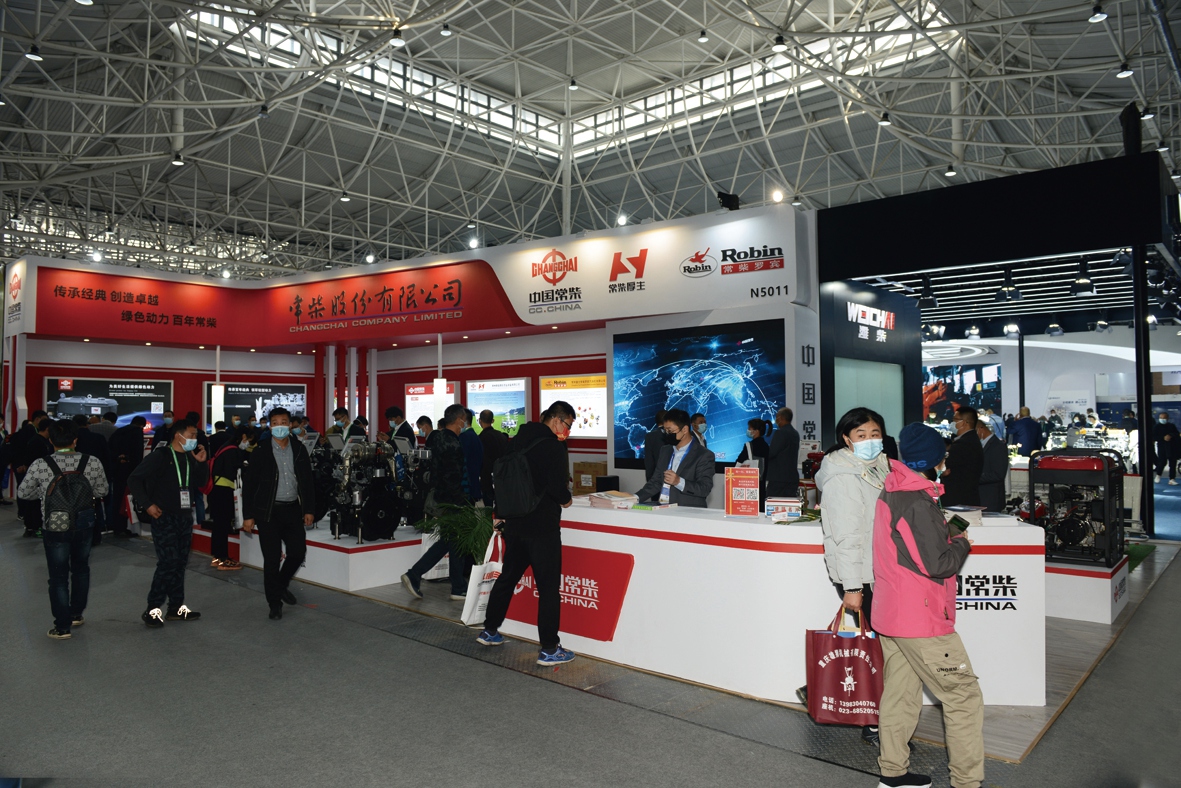 圖為公司在國(guó)際農(nóng)機(jī)展的產(chǎn)品展臺(tái)場(chǎng)景_副本.jpg